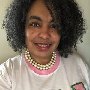 Meet your Posher, Mitzi